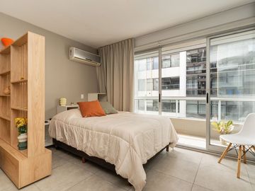 Monoambiente en VENTA en Belgrano con balcon
