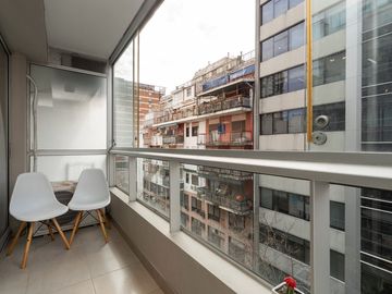 Monoambiente en VENTA en Belgrano con balcon
