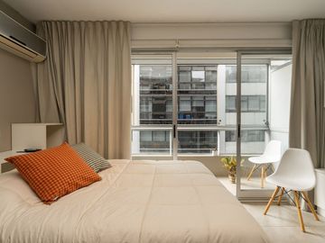 Monoambiente en VENTA en Belgrano con balcon