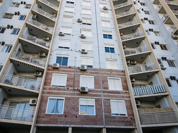 VENTA 3AMB C/COCH Y AMENITIES EN CABALLITO