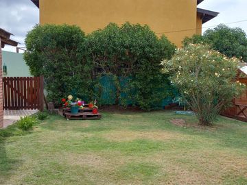 Moderna casa Villa Gesell