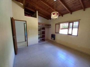 Moderna casa Villa Gesell