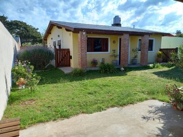 Moderna casa Villa Gesell