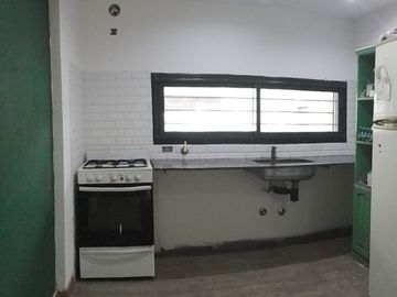 VENTA DE CASA DÚPLEX y MONOAMBIENTE VILLA ELVIRA