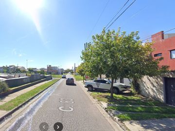 VENTA DE CASA DÚPLEX y MONOAMBIENTE VILLA ELVIRA