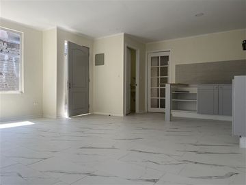Casa en Venta en Venta Casa, 3D 1B 2E, Los Rubíes, San Bernardo.