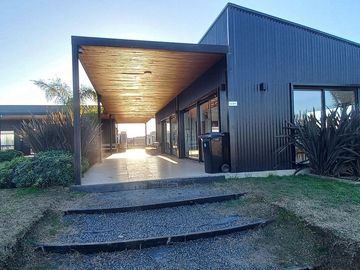 CASA EN VENTA DE 4 AMBIENTES EN SANTA ISABEL II