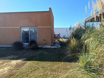 CASA EN VENTA DE 4 AMBIENTES EN SANTA ISABEL II
