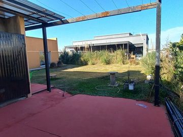 CASA EN VENTA DE 4 AMBIENTES EN SANTA ISABEL II