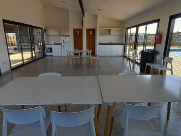 CASA EN VENTA DE 4 AMBIENTES EN SANTA ISABEL II