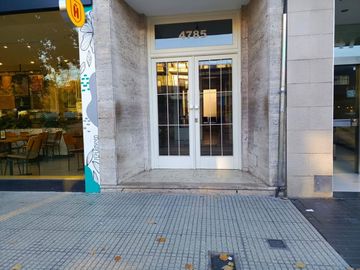 VENDE DEPARTAMENTO 3 AMB DEVOTO LUMINOSO C/BALCON
