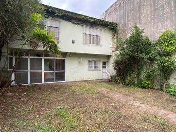 PH TIPO CASA 3 AMB CON JARDÍN, QUINCHO Y GALPÓN
