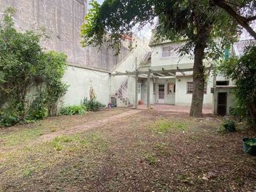 PH TIPO CASA 3 AMB CON JARDÍN, QUINCHO Y GALPÓN