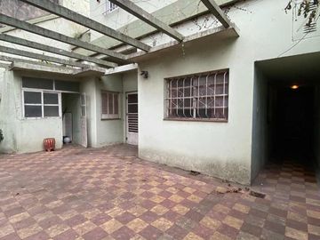 PH TIPO CASA 3 AMB CON JARDÍN, QUINCHO Y GALPÓN