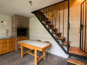 PH TIPO CASA 3 AMB CON JARDÍN, QUINCHO Y GALPÓN