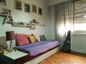 VENTA  4 AMB SEMIPISO EN CABALLITO CON DEPENDENCIA