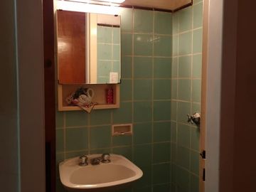 VENTA  4 AMB SEMIPISO EN CABALLITO CON DEPENDENCIA