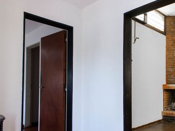 Gral Rodriguez,Casa numerosos amb Apto Profesional