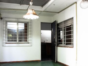 Gral Rodriguez,Casa numerosos amb Apto Profesional
