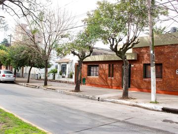 Gral Rodriguez,Casa numerosos amb Apto Profesional