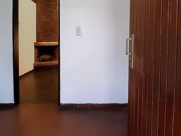 Gral Rodriguez,Casa numerosos amb Apto Profesional