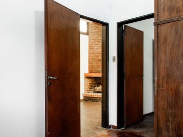 Gral Rodriguez,Casa numerosos amb Apto Profesional