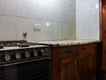Gral Rodriguez,Casa numerosos amb Apto Profesional