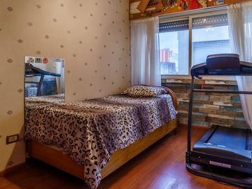 VENTA DEPTO 4 AMB CASEROS C/COCHERA APTO CREDITO