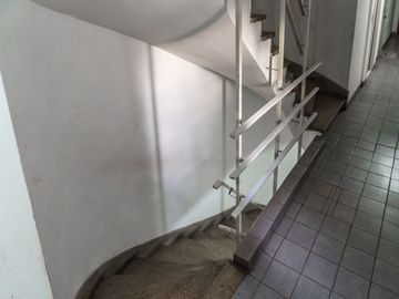 VENTA DEPTO 4 AMB CASEROS C/COCHERA APTO CREDITO
