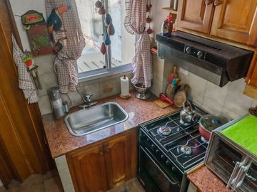 VENTA DEPTO 4 AMB CASEROS C/COCHERA APTO CREDITO