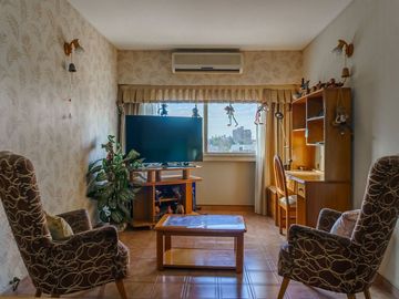 VENTA DEPTO 4 AMB CASEROS C/COCHERA APTO CREDITO