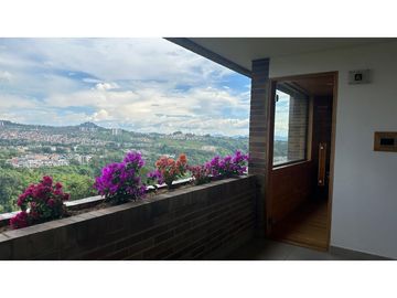 Venta de apartamento con vista espectacular – Avenida Sur