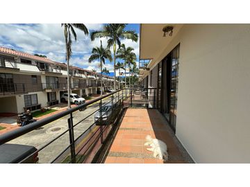 CASA ESQUINERA EN VENTA, SECTOR AVENIDA SUR, PEREIRA