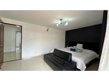 CASA ESQUINERA EN VENTA, SECTOR AVENIDA SUR, PEREIRA