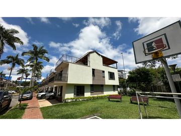 CASA ESQUINERA EN VENTA, SECTOR AVENIDA SUR, PEREIRA