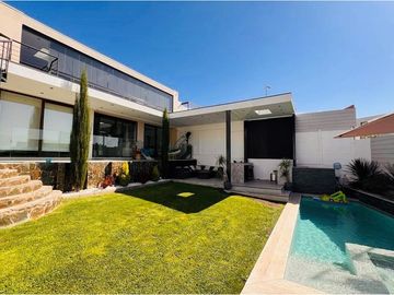 Venta Casa en Condominio sector Alto Macul 3D3B