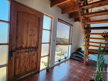EN VENTA EN PICHILEMU OPORTUNIDAD ÚNICA: CASA + 3 CABAÑAS