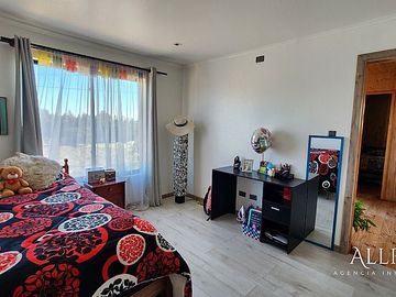 EN VENTA EN PICHILEMU OPORTUNIDAD ÚNICA: CASA + 3 CABAÑAS