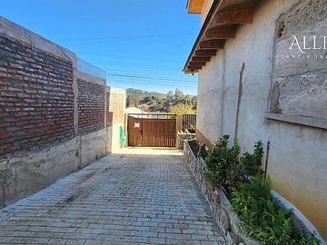 EN VENTA EN PICHILEMU OPORTUNIDAD ÚNICA: CASA + 3 CABAÑAS