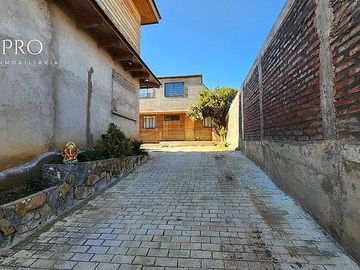 EN VENTA EN PICHILEMU OPORTUNIDAD ÚNICA: CASA + 3 CABAÑAS