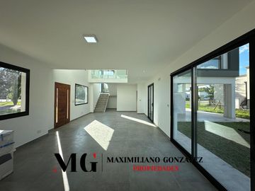 Casa venta y alquiler El Principado San Vicente