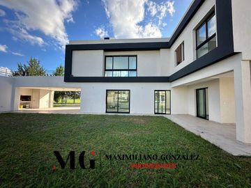 Casa venta y alquiler El Principado San Vicente