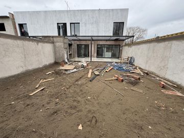 Casa en Confluencia Urbana