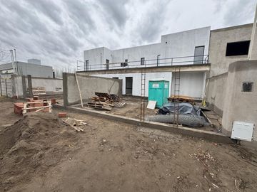 Casa en Confluencia Urbana