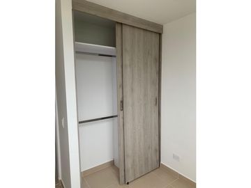 Apartamento en unidad cerrada Rionegro - Fontibon