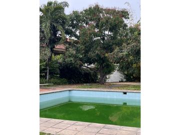Venta de Casa, Machala, Sector Hotel Oro Verde 3339 m²