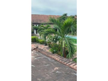 Venta de Casa, Machala, Sector Hotel Oro Verde 3339 m²