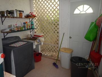 EN VENTA CASA EN CANCÚN C2745