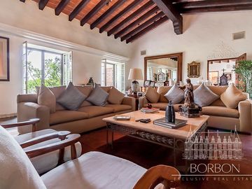VILLA EL NIDO