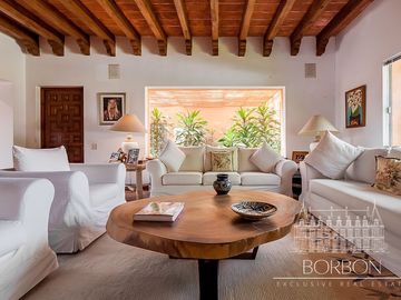 VILLA EL NIDO